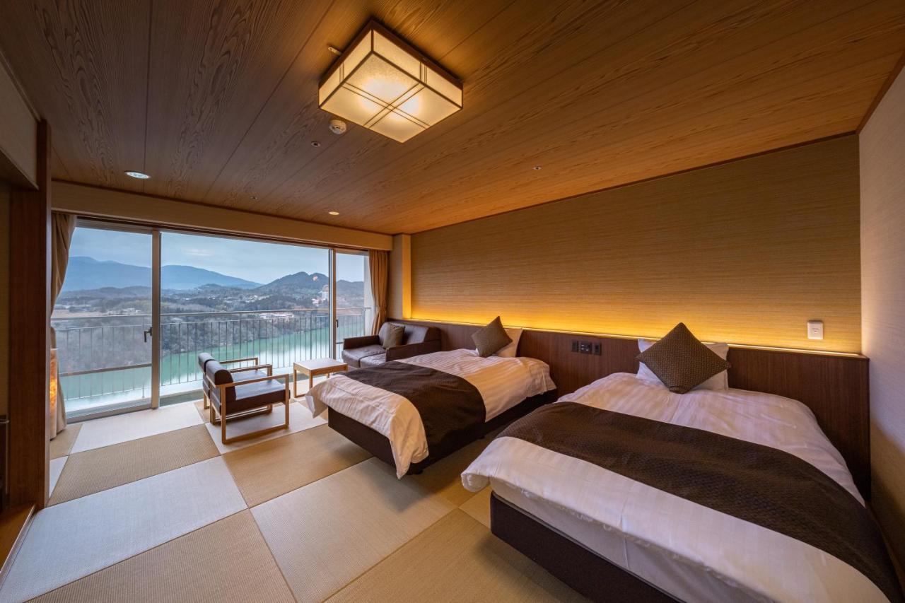 Enakyo Onsen Hotel Yuzuriha ภายนอก รูปภาพ