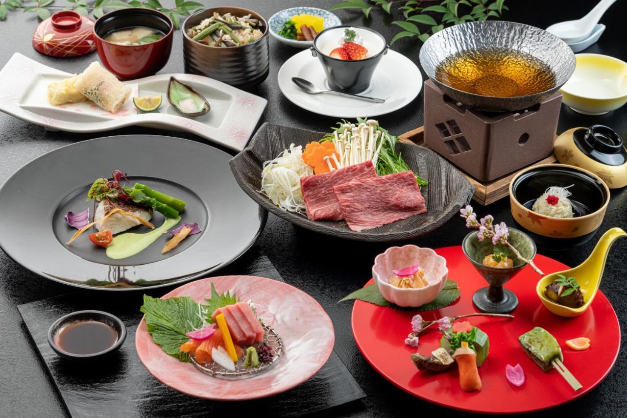 Enakyo Onsen Hotel Yuzuriha ภายนอก รูปภาพ
