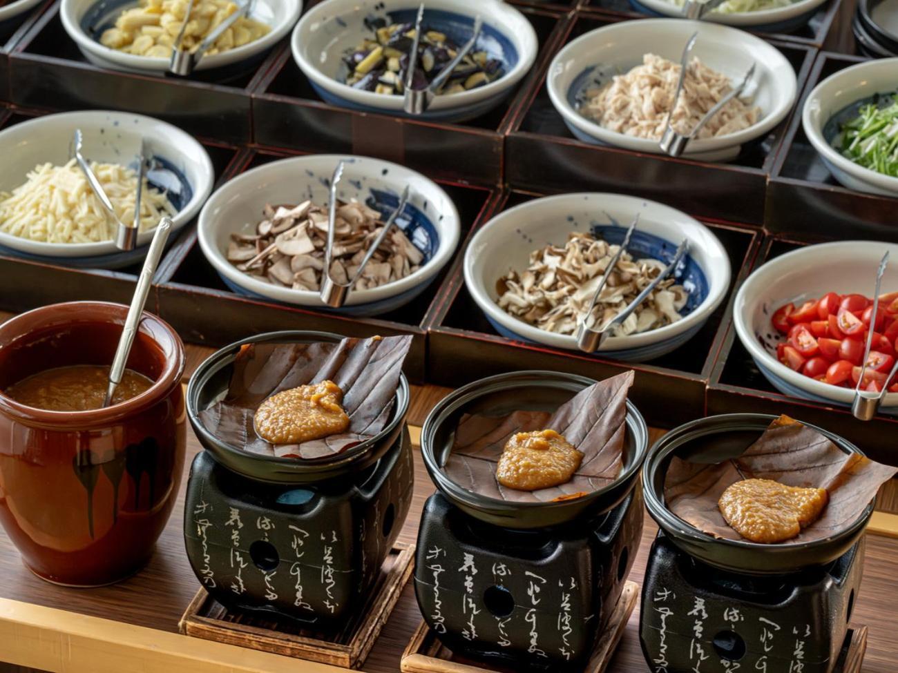 Enakyo Onsen Hotel Yuzuriha ภายนอก รูปภาพ